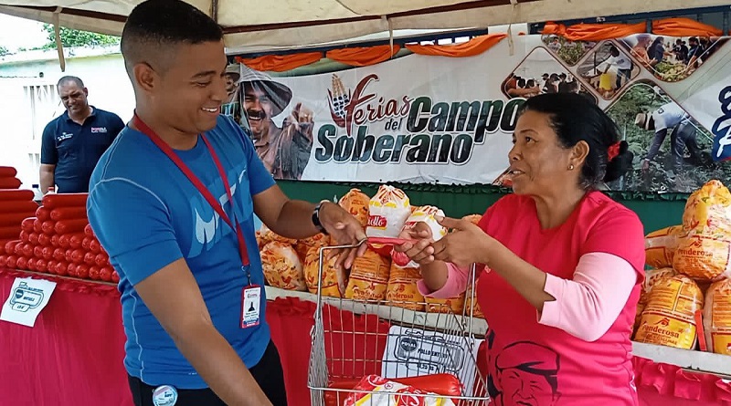 Feria del Campo Soberano atendió a más de 3 mil familias de Cruz Verde en Anzoátegui