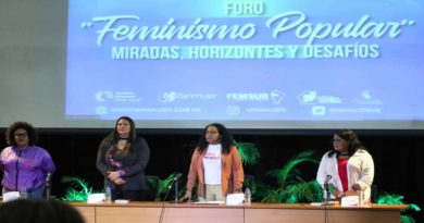 Conuqueras y trabajadoras debaten en Foro Feminismo Popular