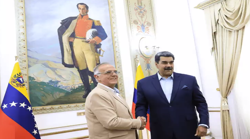 Presidente Maduro recibe en Miraflores al ministro defensa de Colombia Iván Velásquez