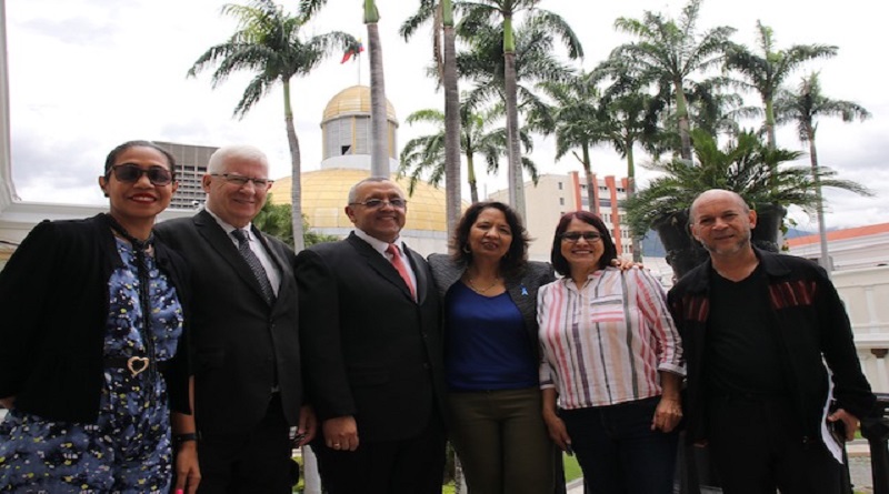 Aprueban nombramiento de Orlando Maneiro como embajador en Cuba