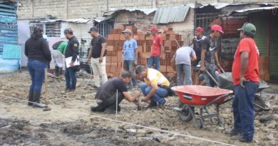 Familias afectadas por incendio son atendidas por la alcaldía de Girardot