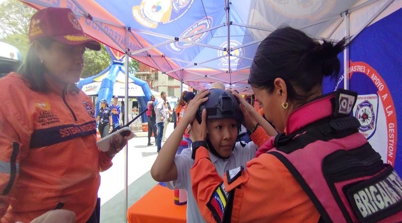 Funcionarios del SNGR realizan jornada integral preventiva en Carabobo
