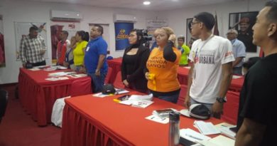 Dictan plan de formación para líderes del CLAP en Carabobo