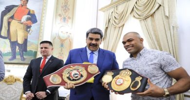 Jefe de Estado se reúne con presidente de la Asociación Internacional de Boxeo