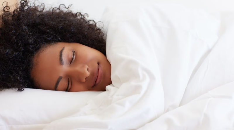 Dormir en esta posición puede afectar su salud
