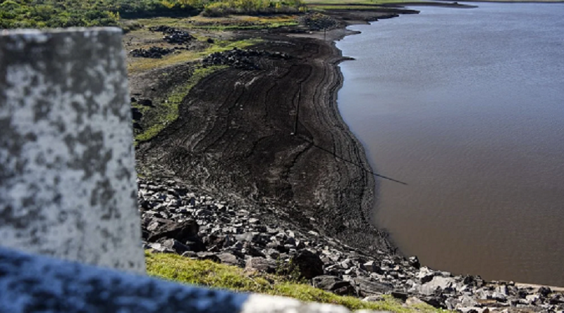 Reservas de agua dulce en embalse de Montevideo continúan en descenso