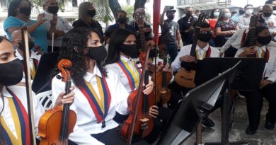 Orquesta Sinfónica Simón Bolívar llenó de música a Los Teques