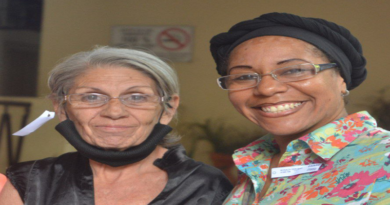 Entregan 125 lentes correctivos a habitantes de parroquia El Paraíso de Caracas
