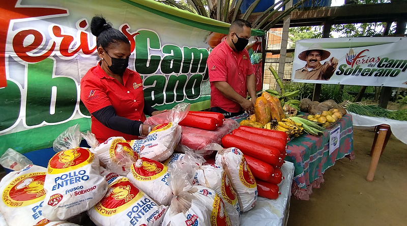 Despliegan Feria del Campo Soberano a población de Miranda y La Guaira