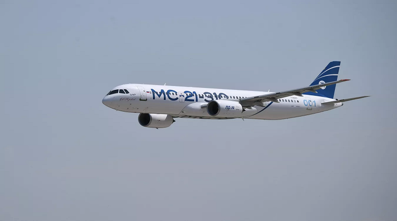 Nuevo avión de pasajeros ruso probará motores en otoño