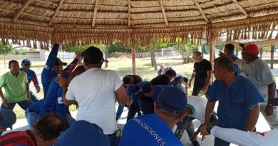 Trabajadores de Caracas celebran copa deportiva en honor al Día del Padre
