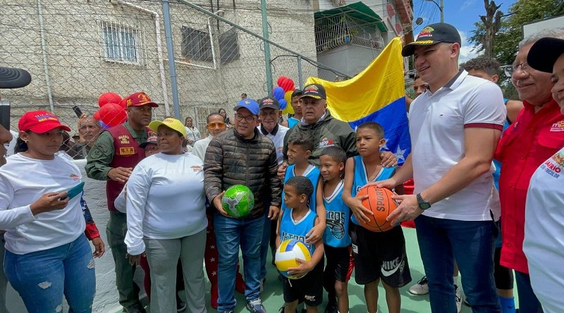 Más de 3 mil casos atiende el Sistema 1x10 del Buen Gobierno en Caracas