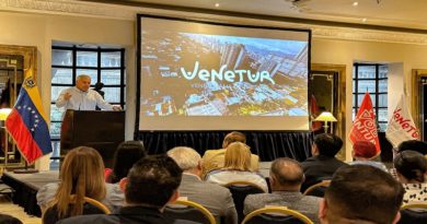 Venezuela y Curazao realizan I Encuentro Empresarial Turístico