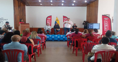 Juramentan Ejército de Comunicadoras y Comunicadores del sector Salud
