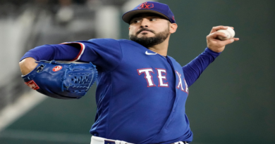 Martín Pérez vuelve a la senda del triunfo tras vencer a Chicago