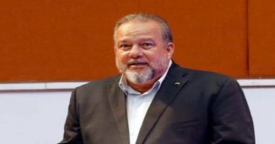 Primer ministro de Cuba llega a Rusia para ampliar las relaciones bilaterales