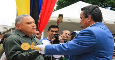 Réplica de la espada de Bolívar llega a Lara