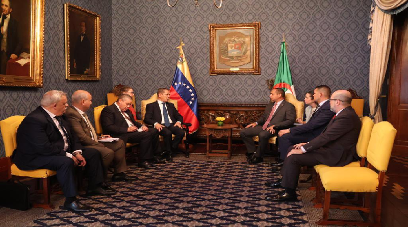 Ministro de Transporte sostiene encuentro con delegación de Argelia para fortalecer cooperación