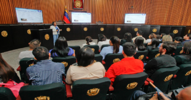 Desarrollan taller “La Redacción como medio de expresión” en el TSJ