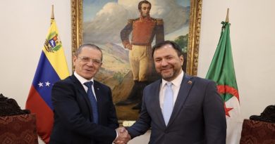 Canciller Yvan Gil se reúne con ministro Mohammed Abdelhafid Henni de Argelia