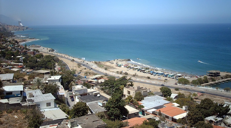 Estrella de Mar atendió a comunidad de Catamare en La Guaira