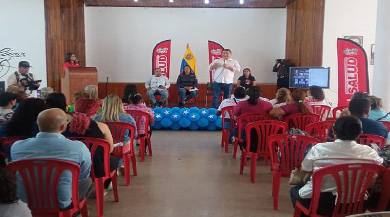 Juramentado Ejército de Comunicadores y Comunicadoras del sector salud