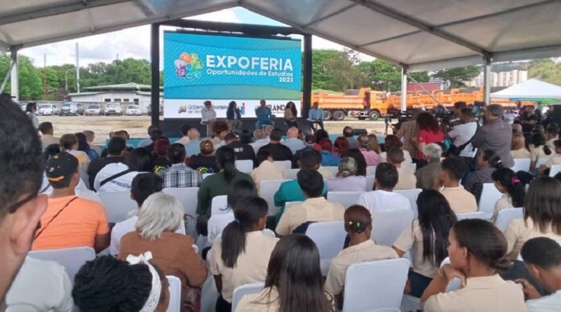 ReporteVTV  |  Estudiantes y bachilleres manifiestan agradecimiento por Expoferia en La Carlota
