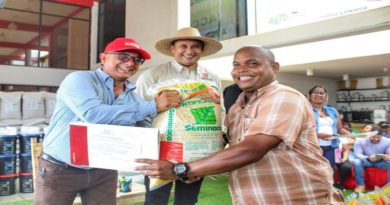 Entregan Plan Campesino Comunero 2023 en Valle de la Pascua
