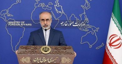 El portavoz del Ministerio de Asuntos Exteriores de Irán, Naser Kanani, habla en una rueda de prensa. (Foto agencias)