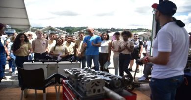 Inauguran Expo-Oportunidades de Estudios 2023 en Parque Bolívar de Miranda