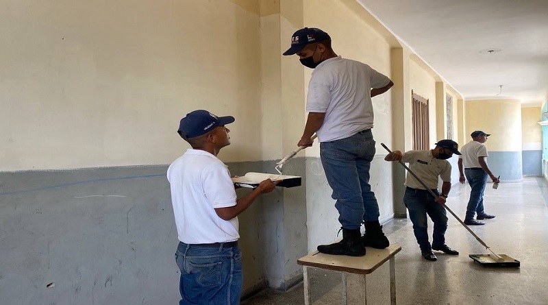Bricomiles sigue rehabilitando espacios educativos en toda Venezuela