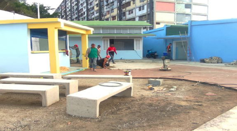 Supervisan labores de rehabilitación en Escuela José Enrique Rodó