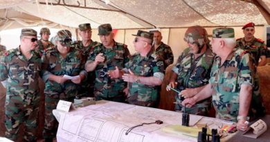 Ejército sirio realiza maniobras tácticas en zonas desérticas