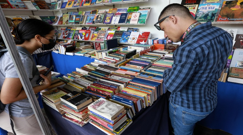 Filven Mérida presentó producción literaria de la entidad
