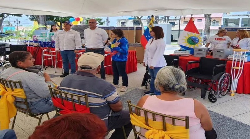 Entregan insumos para rehabilitar consultorios populares en Yaracuy