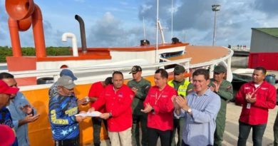 Transportan rubros agrícolas a la Isla de Bonaire desde Falcón
