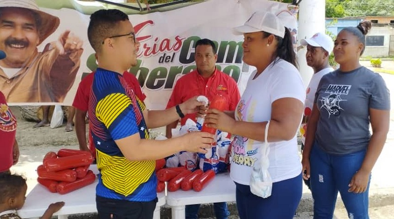Familias de Cata reciben jornada de atención alimentaria