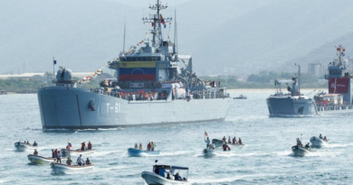 Jefe de Estado celebra Día de la Armada Bolivariana