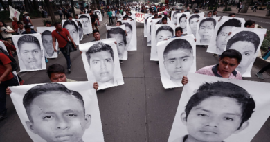 Detienen en México a general vinculado al caso Ayotzinapa