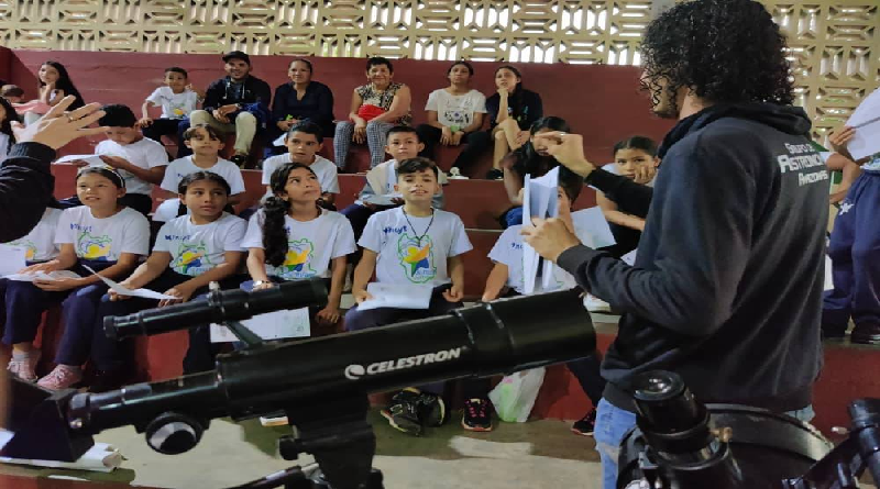 Estudiantes del estado Amazonas participan en Ruta Científica Astronómica