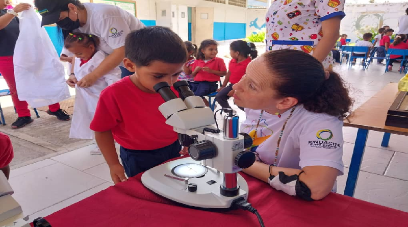 Niños de Nueva Esparta protagonizan encuentro "La Ciencia: un mundo de oportunidades"