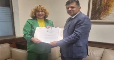 Embajadora Capaya Rodríguez presenta Copias de Estilo en La India