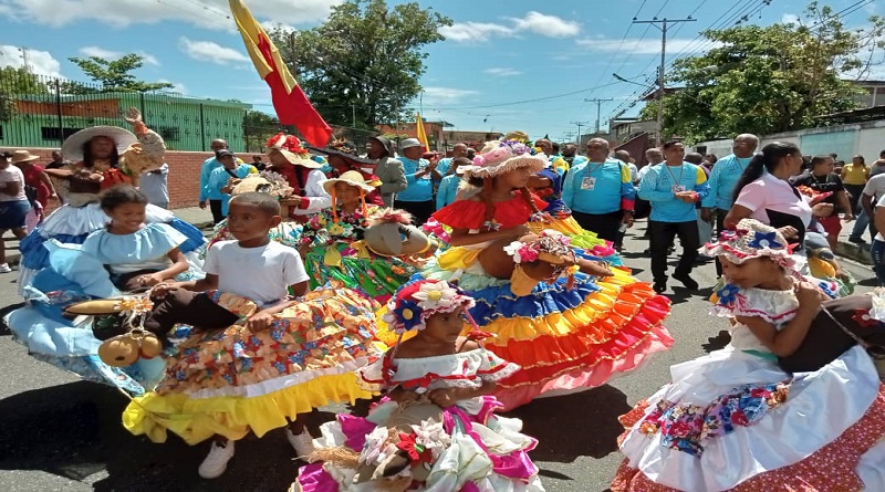 Agrupación Todos Vuelven celebró 41 años de tradición mirandina