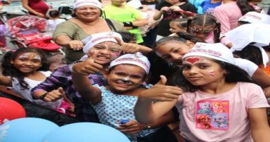 Nahum Fernández: nos complace ver la sonrisa de los niños en su día