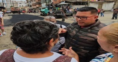 Escuadrón Caza Huecos recupera vialidad en El Valle por reporte del 1X10
