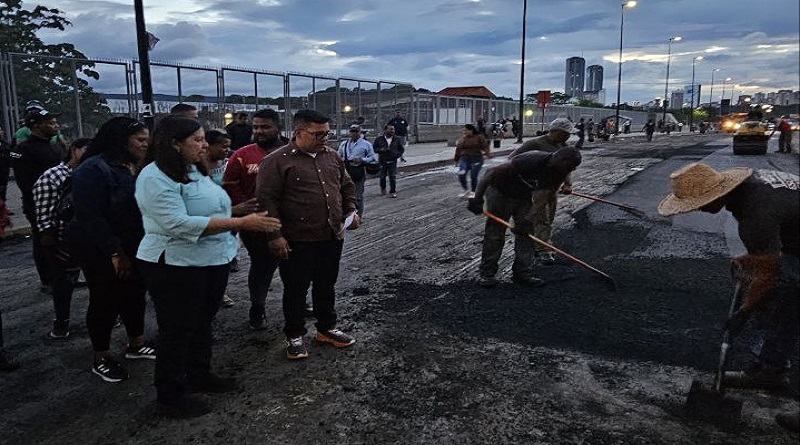 Escuadrón Caza Hueco coloca 450 toneladas de asfalto en la Zona Rental