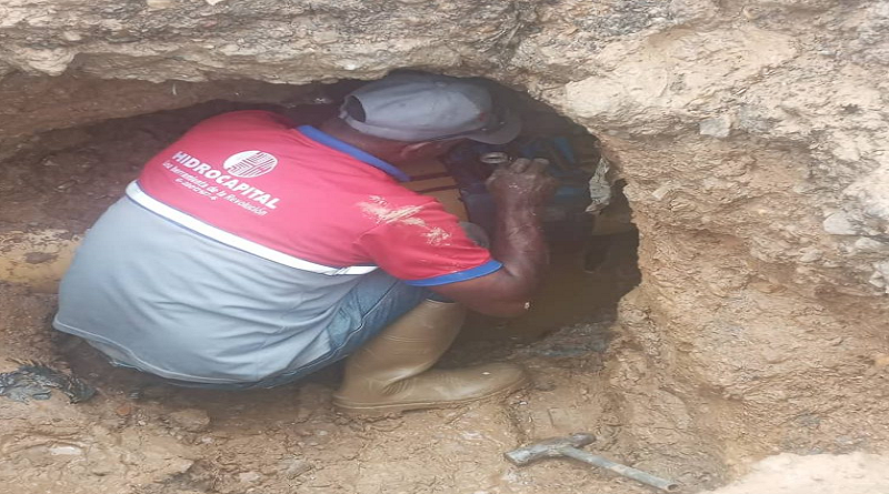 Reparan tubería de 12 pulgadas en el municipio Guaicaipuro de Miranda