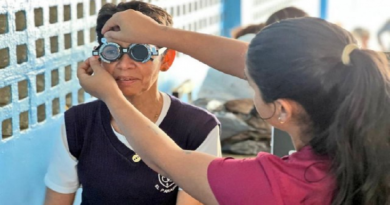 Favorecen a docentes activos y jubilados con jornada de actividades sociales en Caracas
