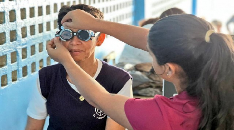 Favorecen a docentes activos y jubilados con jornada de actividades sociales en Caracas