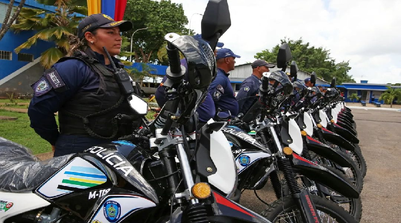Funcionarios de PoliMonagas reciben dotación de motocicletas y uniformes